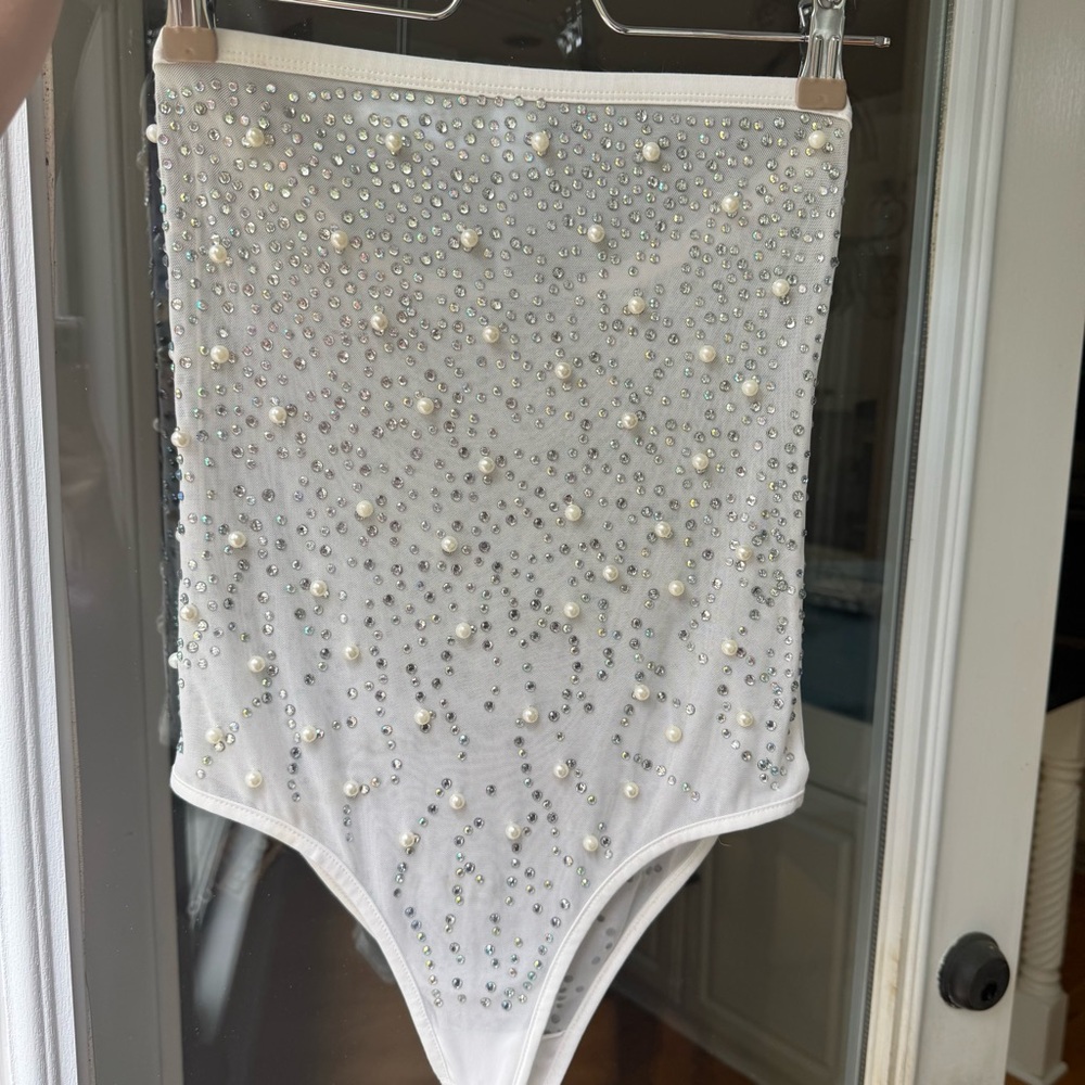 Embellished Pearl and Rhinestone Sparkly White Bodysuit - Picture 5 of 7